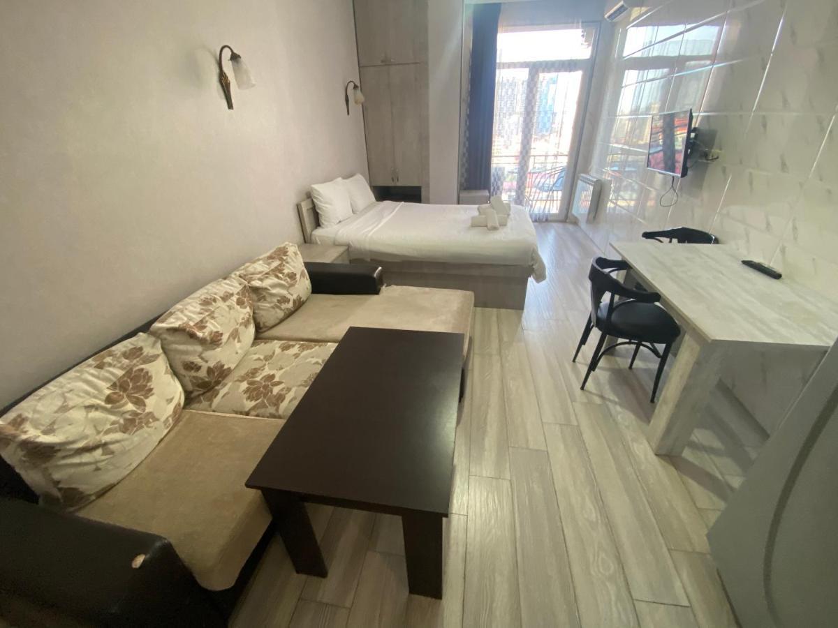 Apartment - Nino Batumi Exteriér fotografie